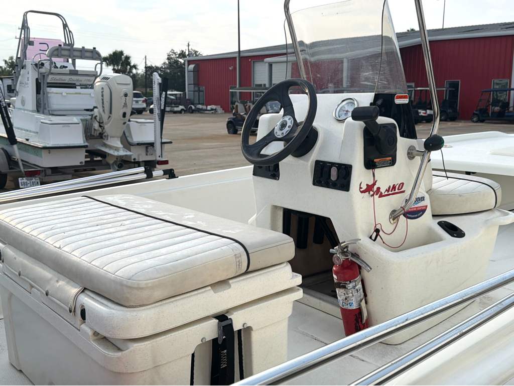 2017 MAKO 17 PRO SKIFF - Image 9