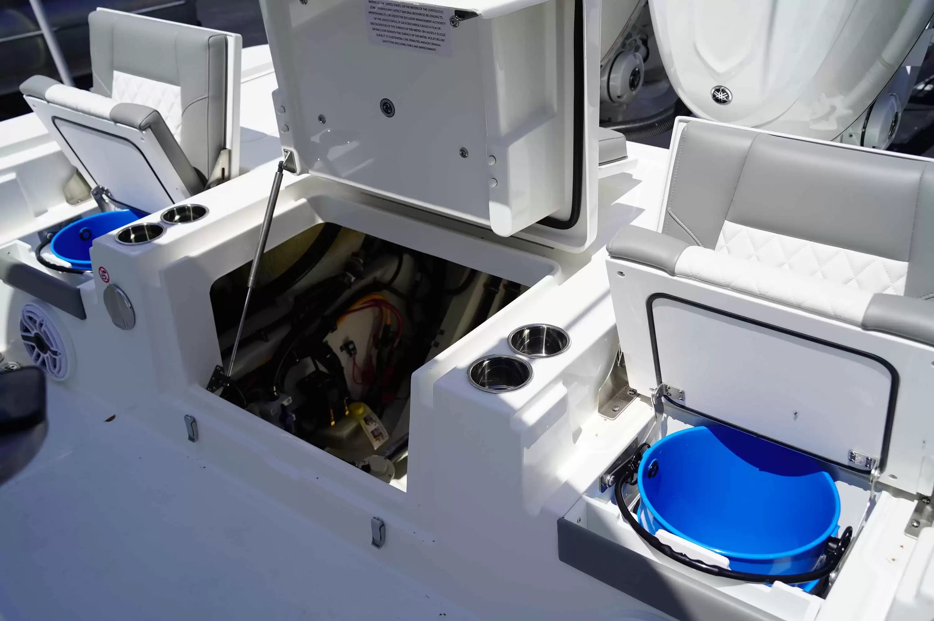 2025 REGULATOR 30XO - Image 17