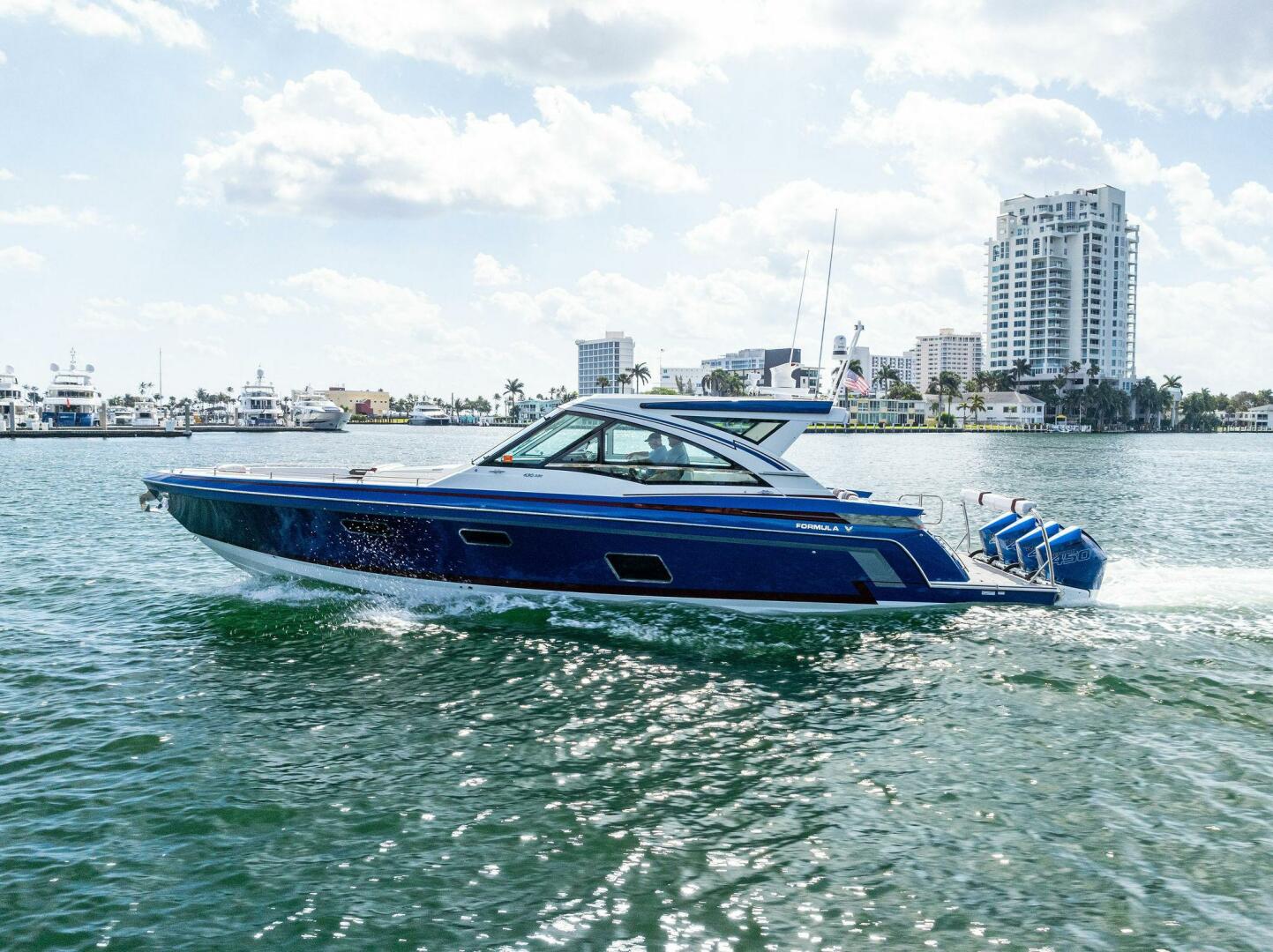 2023 Formula 430 Super Sport Crossover - Image 14