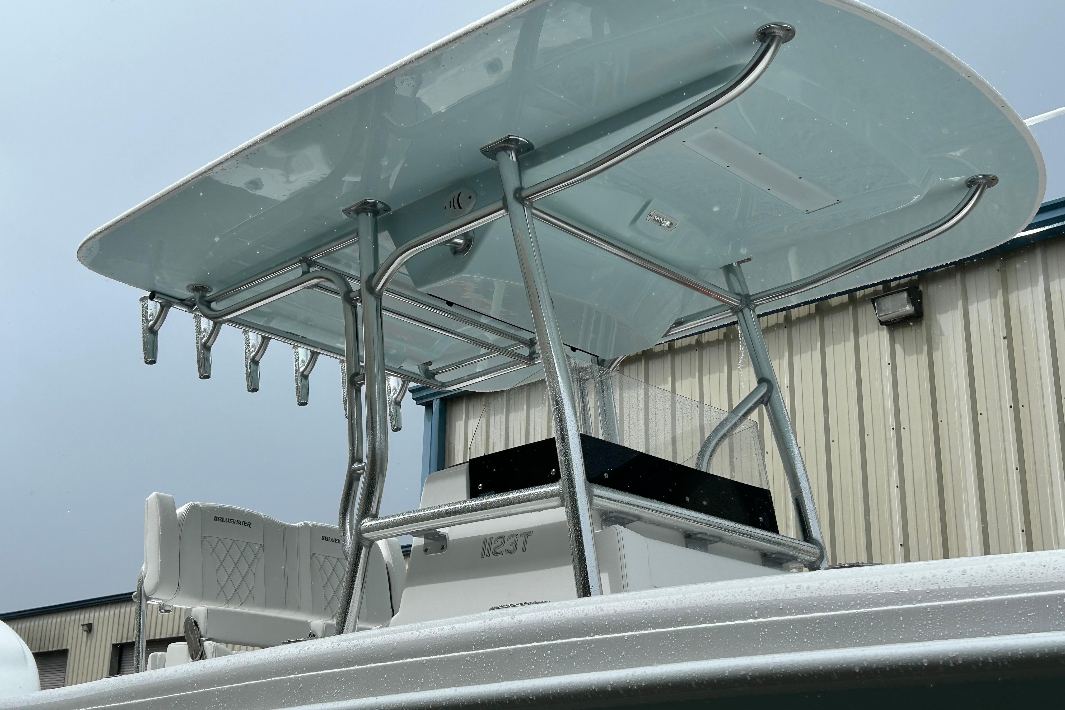2027 Bluewater Sportfishing 23t - Image 4