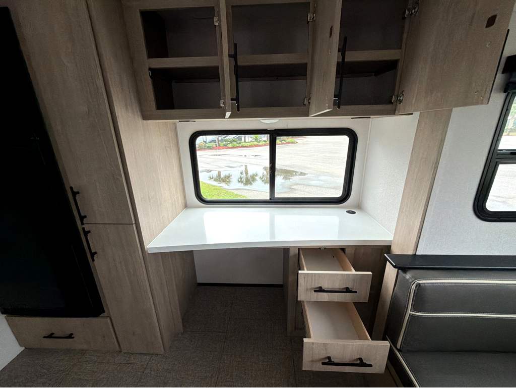 2025 GRAND DESIGN IMAGINE 2670MK - Image 20