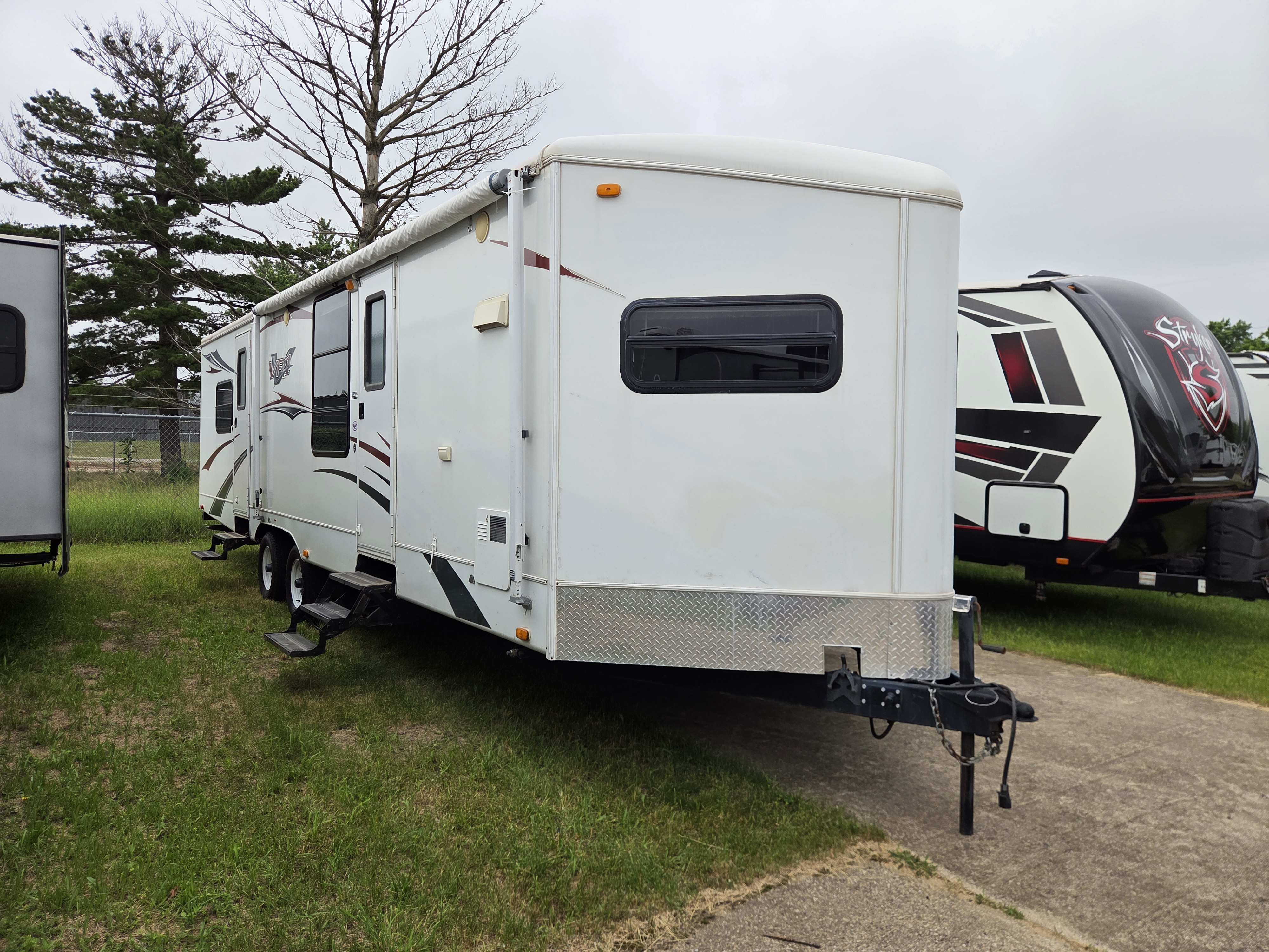 2009 Keystone VR1 323FKS - Image 1