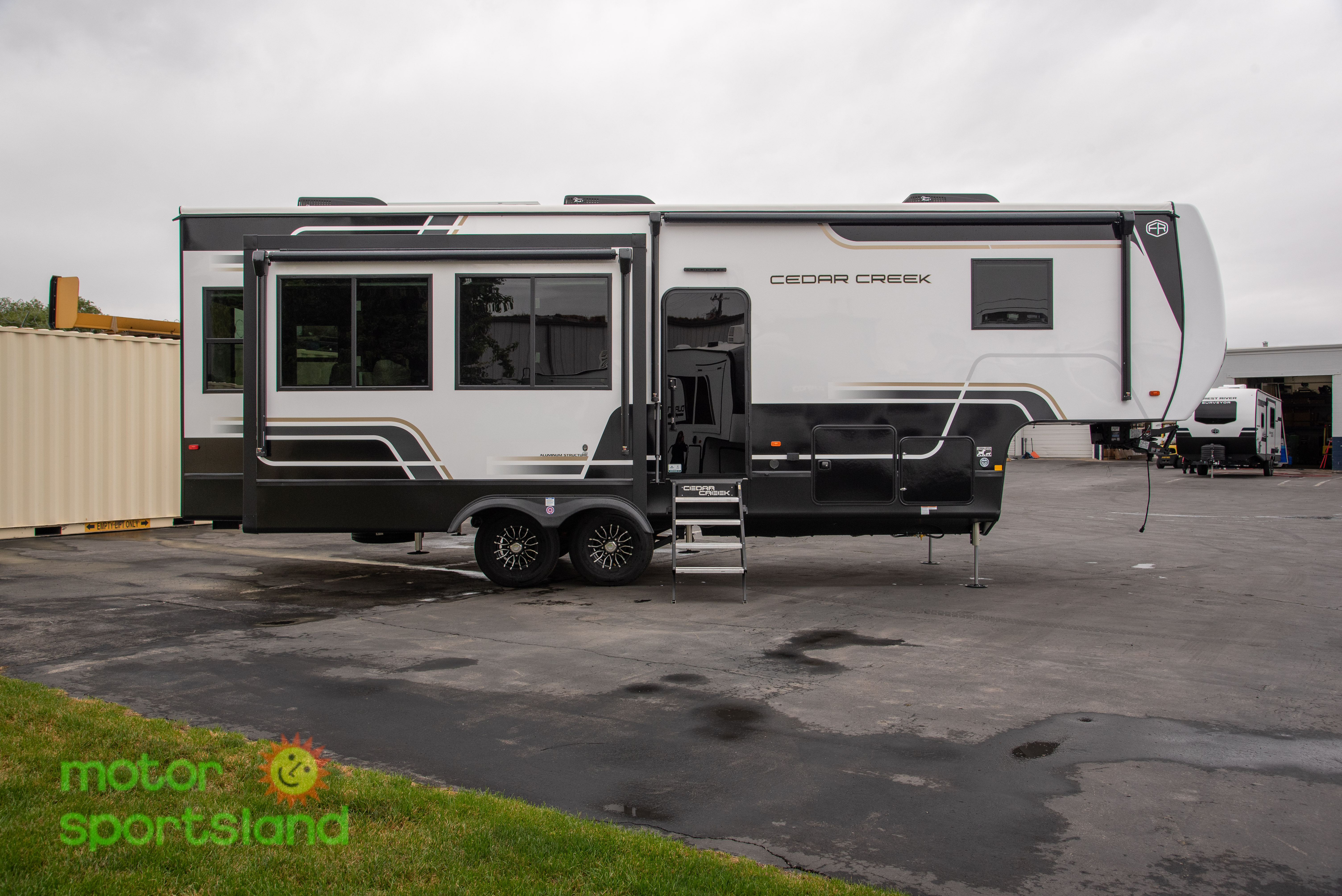 2026 Forest River Cedar Creek 29RL - Image 4