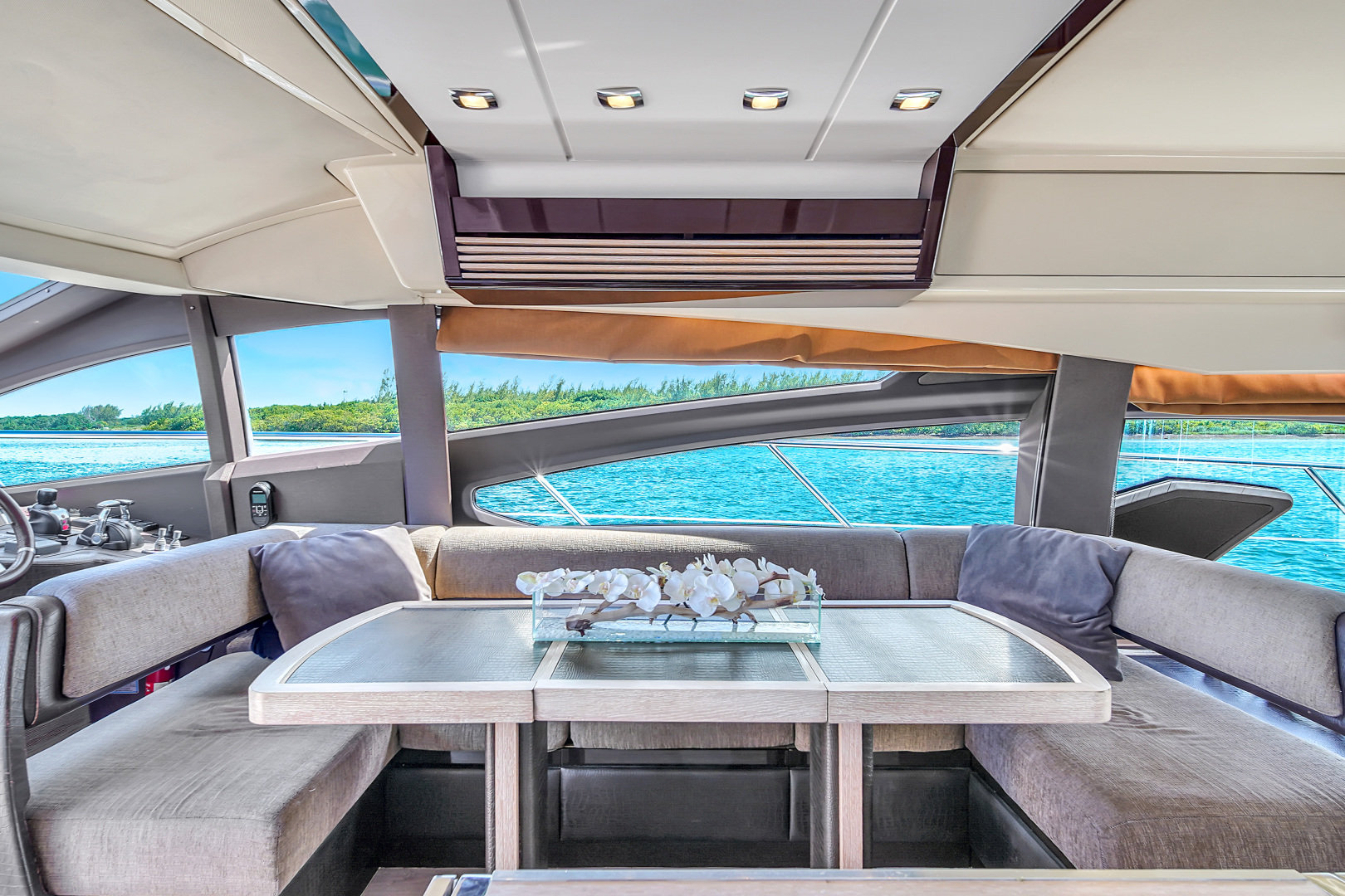 2012 Azimut 64 FLY - Image 58