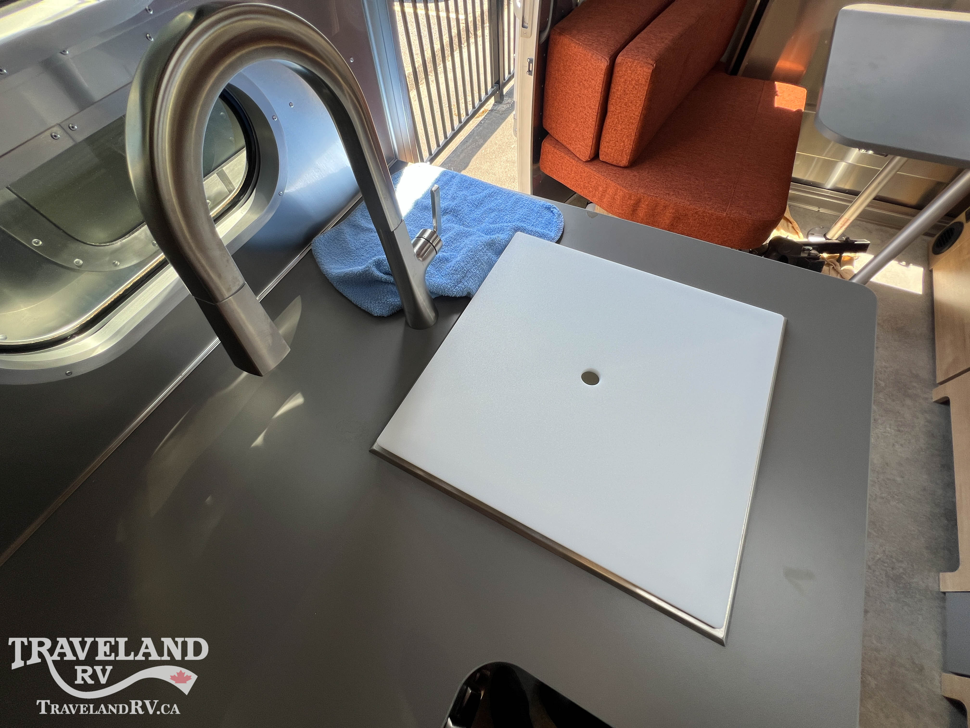 2025 Airstream Tradewind 25FBT - Image 14