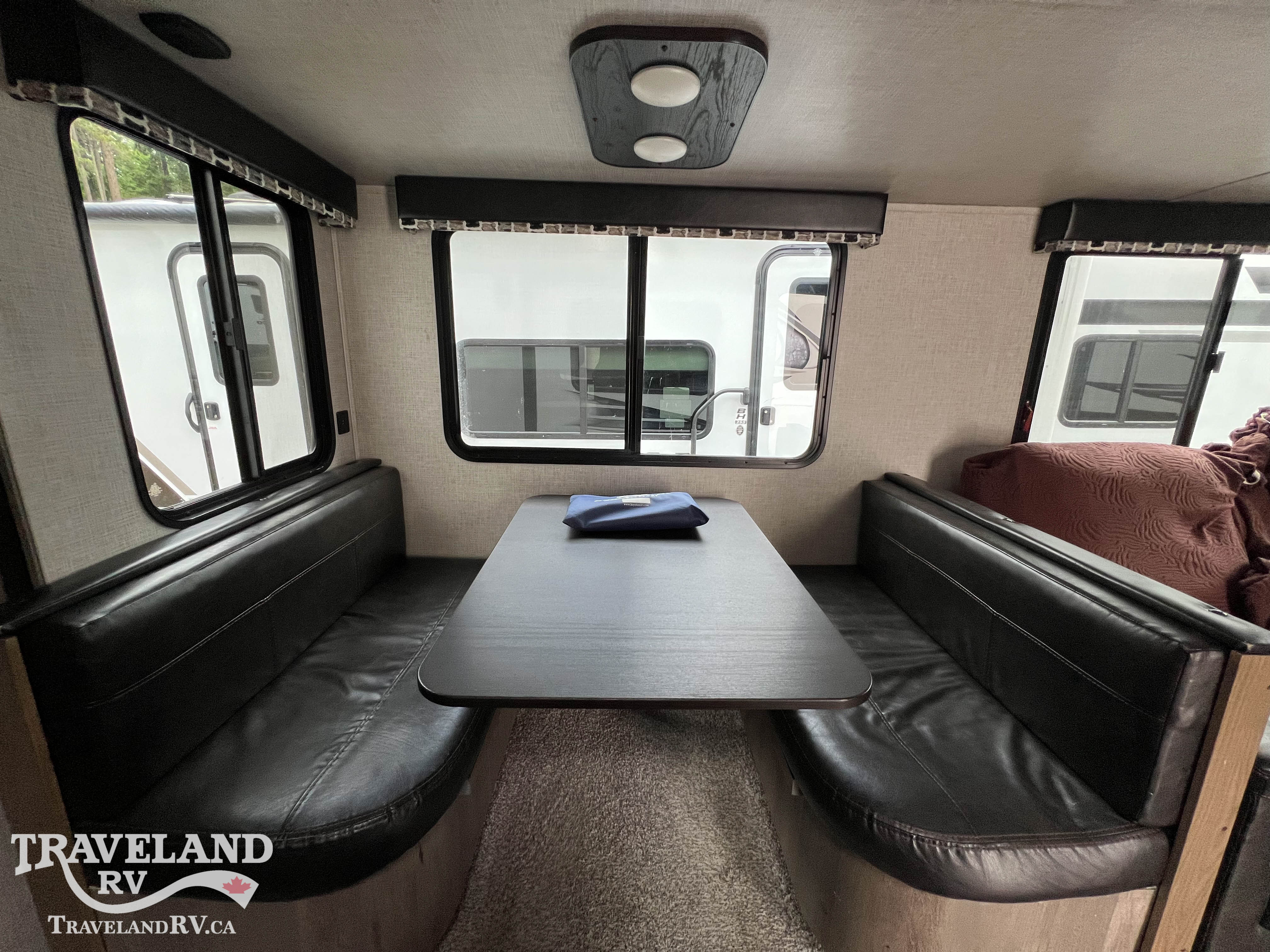 2020 Keystone Outback 335CG - Image 7