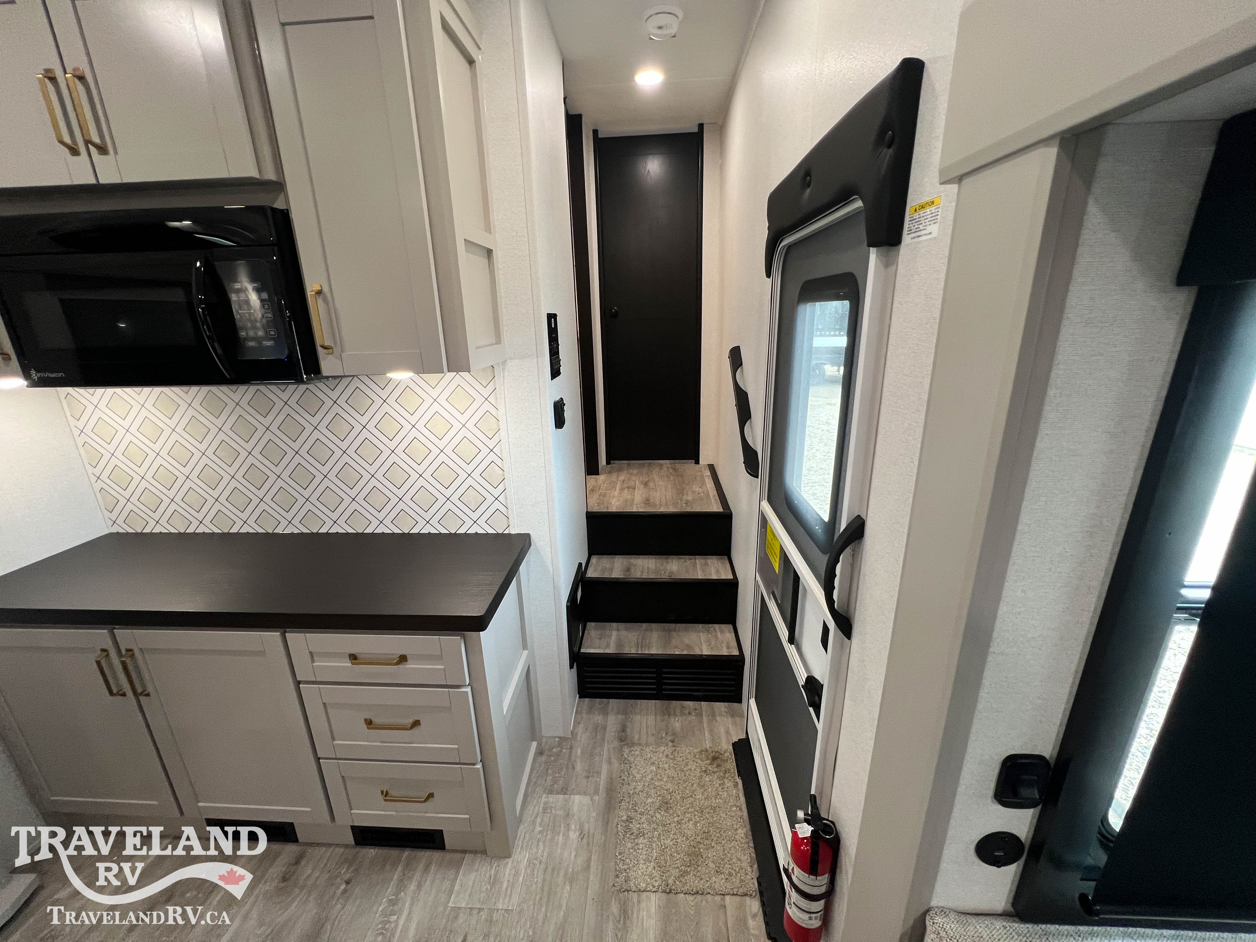 2026 Heartland Sundance Fifth Wheel 29RLCS - Image 17