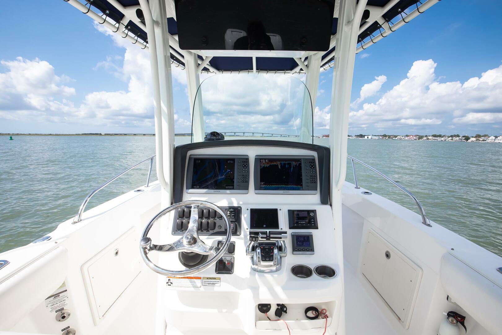 2010 Boston Whaler 250 Outrage - Image 4