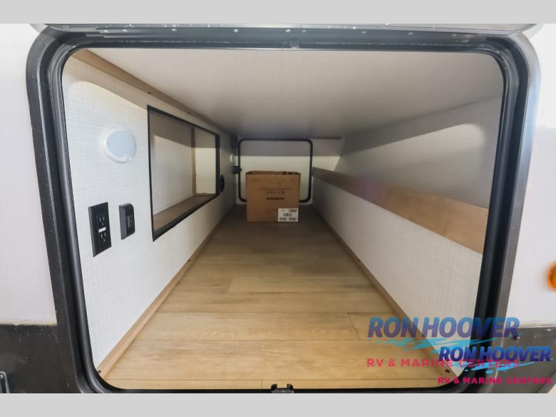 2025 PALOMINO 2430BHS - Image 37