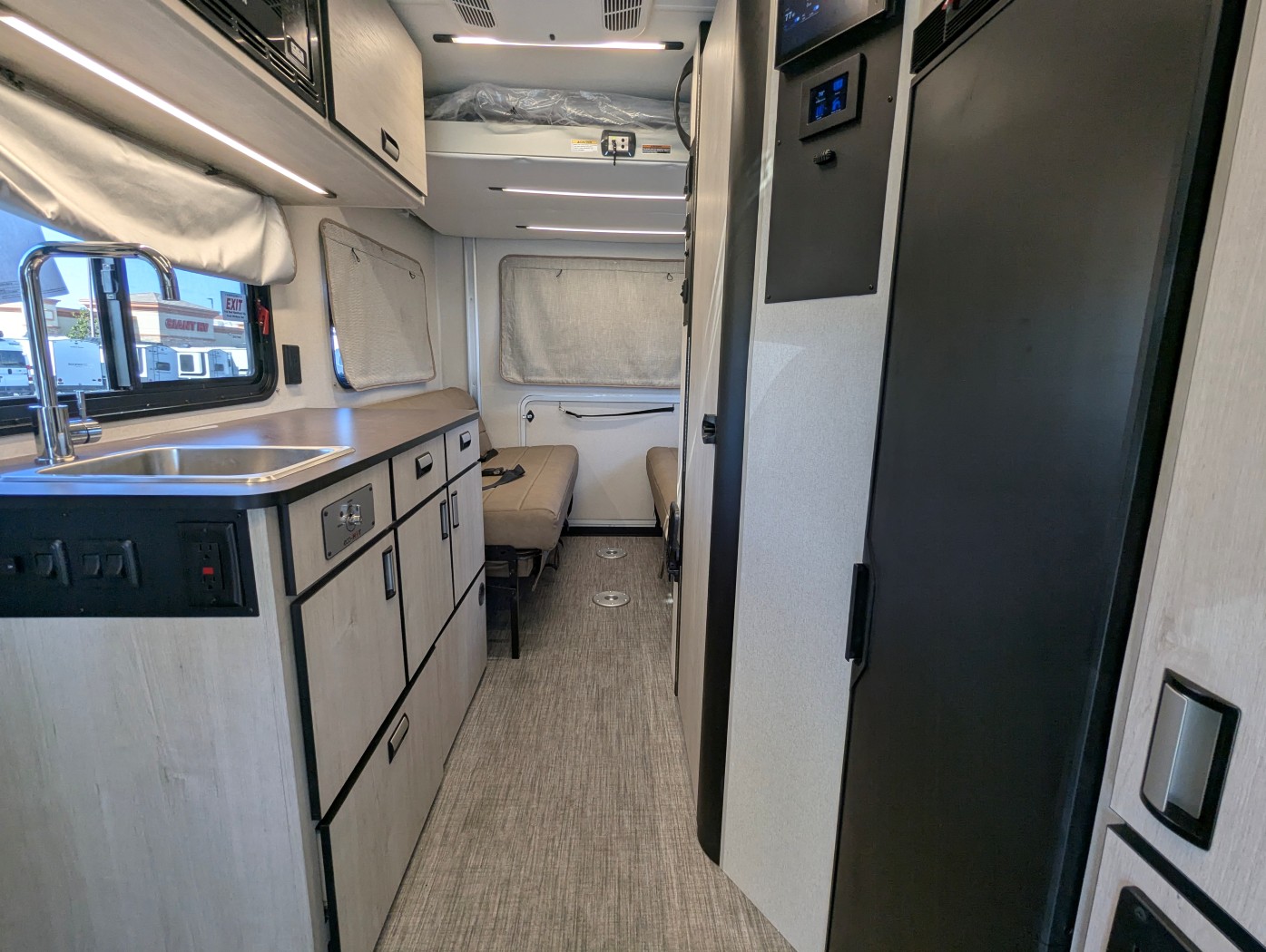 2027 Winnebago Elora 19DC - Image 14