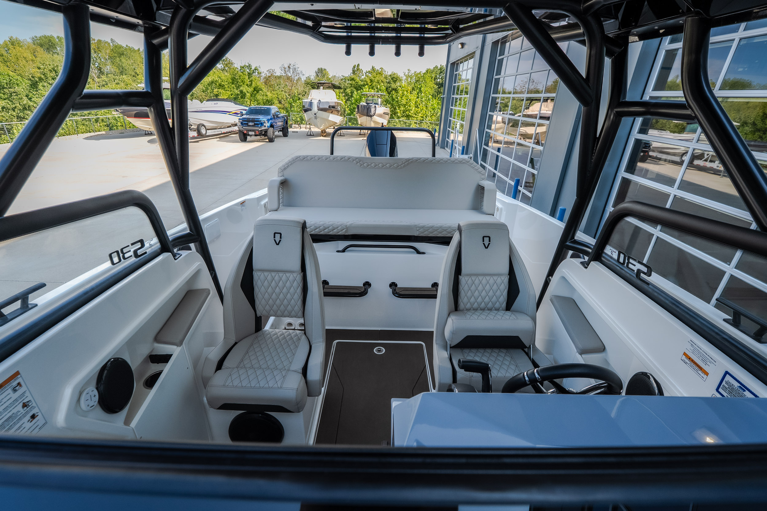 2025 Navan S30 - Image 35