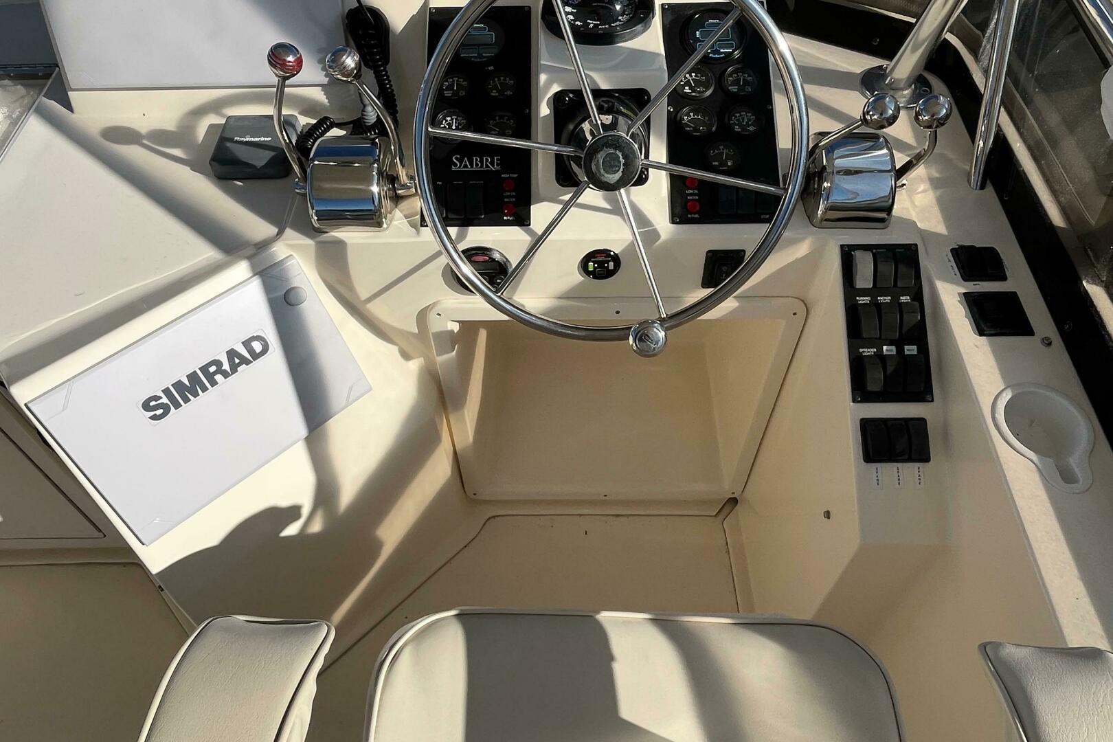 2006 Sabreline 36 Flybridge - Image 14