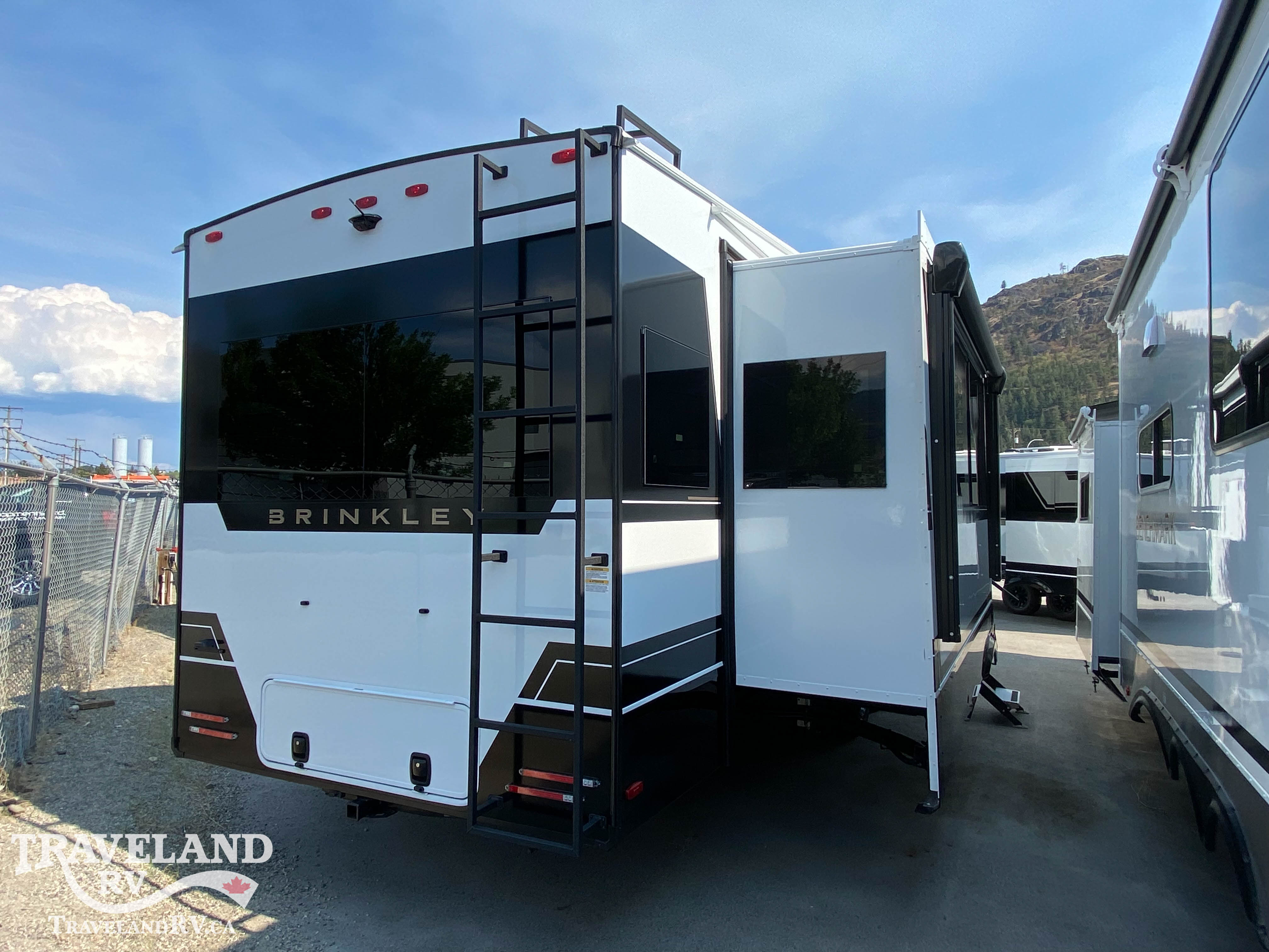 2027 Brinkley RV Model Z 3610 - Image 7