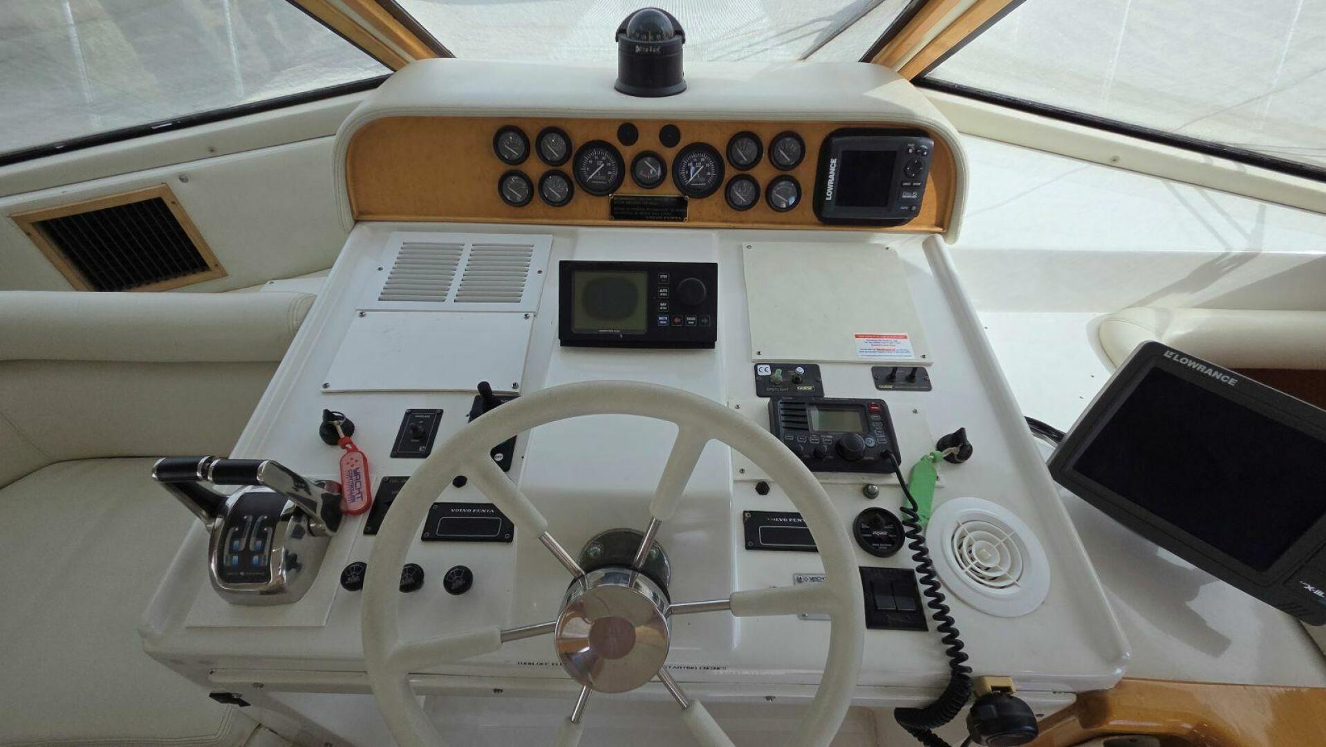 1998 Navigator 5300 - Image 42
