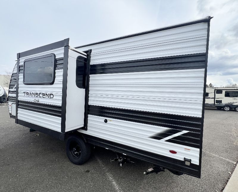 2026 Grand Design Transcend ONE 161DB - Image 3