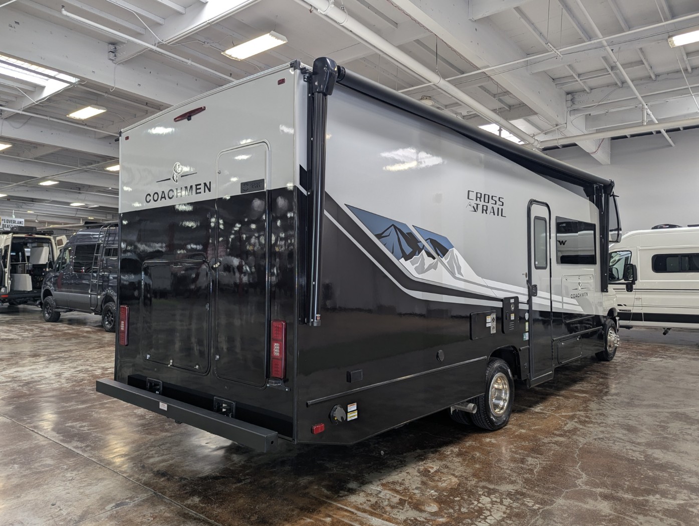 2027 Coachmen Cross Trail 26XG - Image 8
