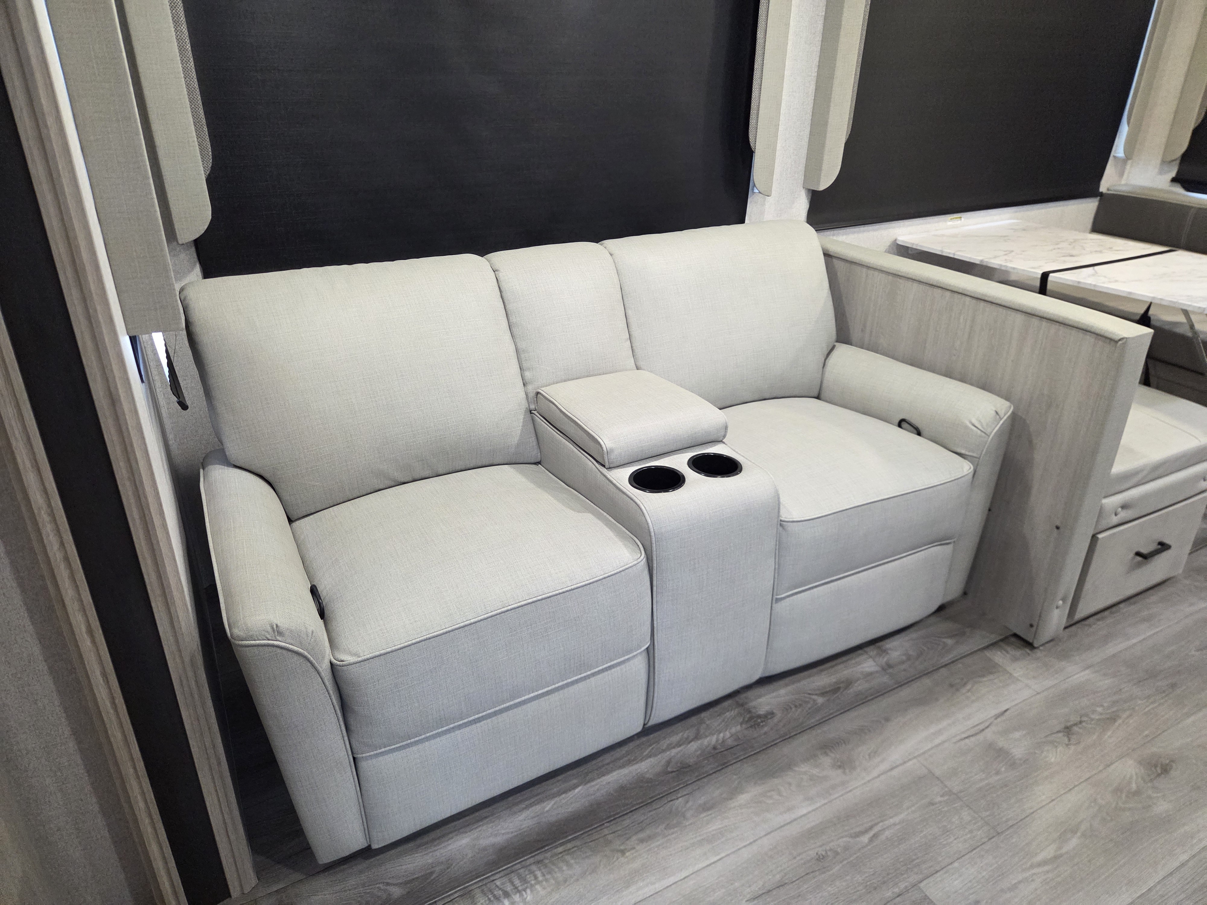 2024 East to West Alta 2600RB - Image 6