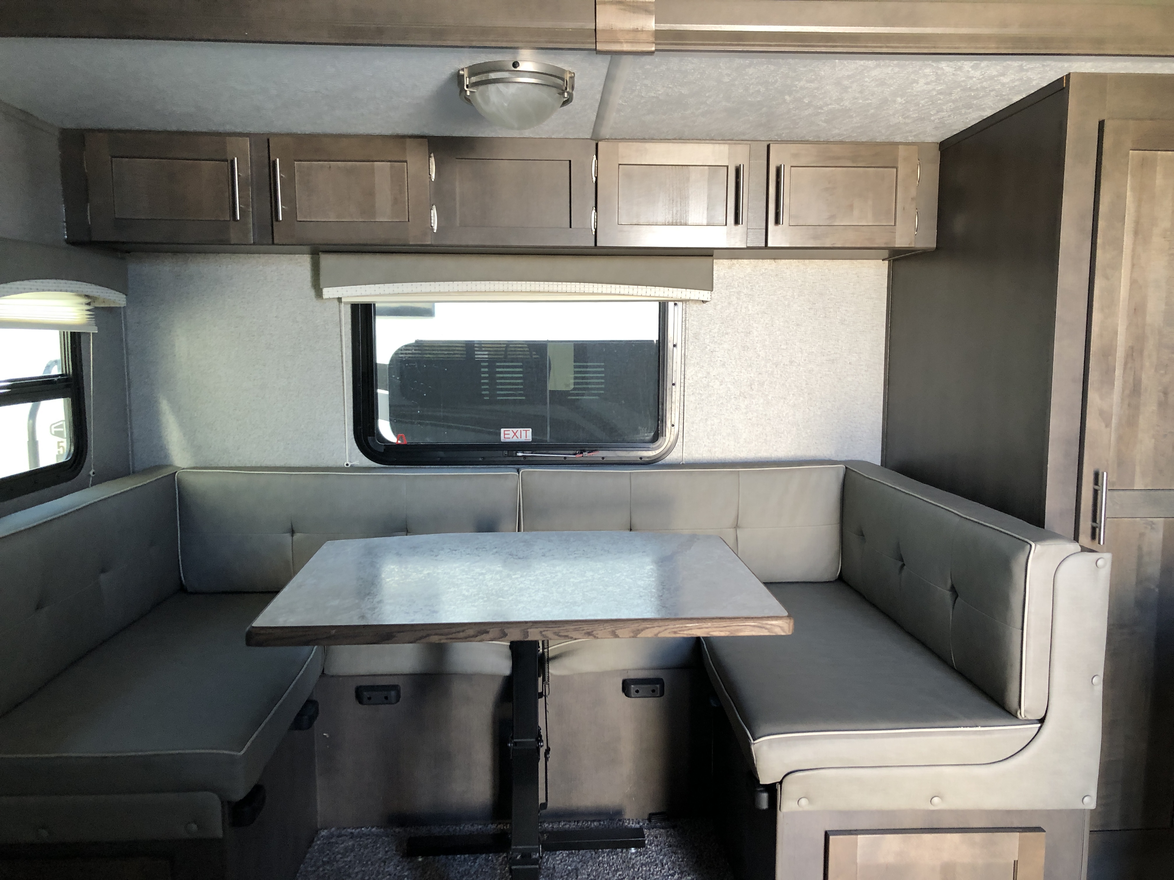 2020 Forest River Rockwood Mini Lite 2507S - Image 10