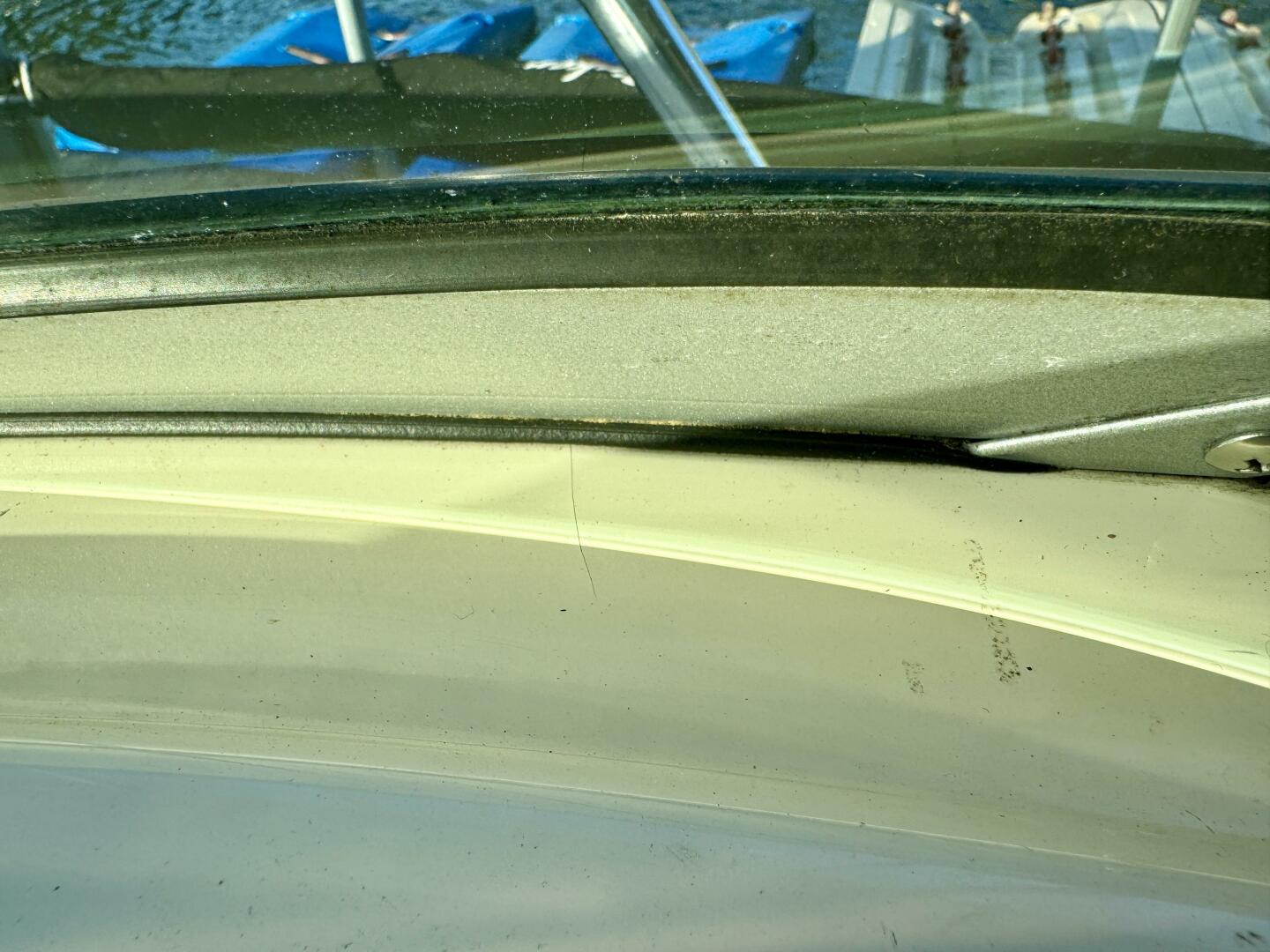 2004 Rinker 342 Fiesta Vee - Image 211
