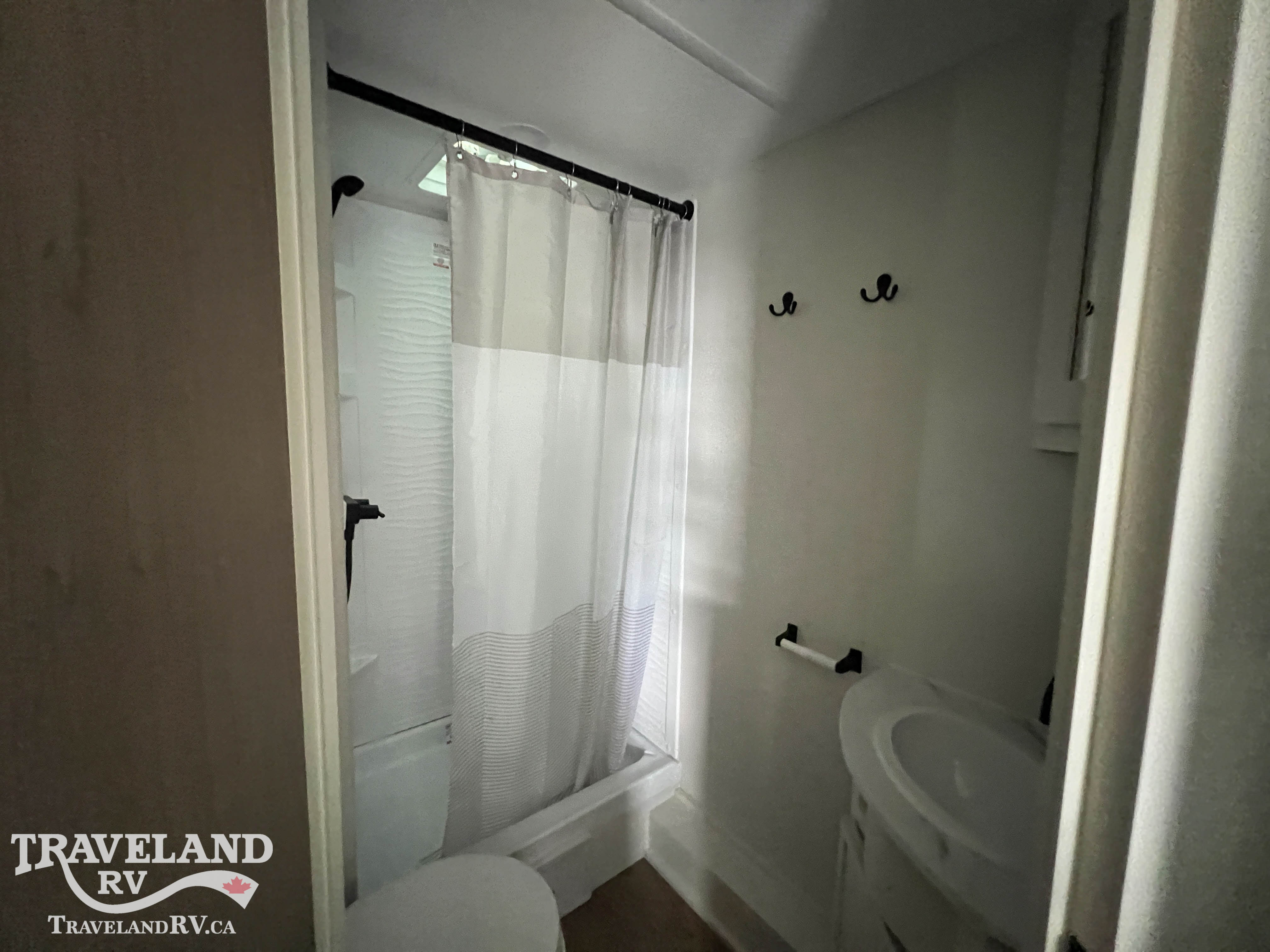 2026 Grand Design Transcend ONE 161DB - Image 21