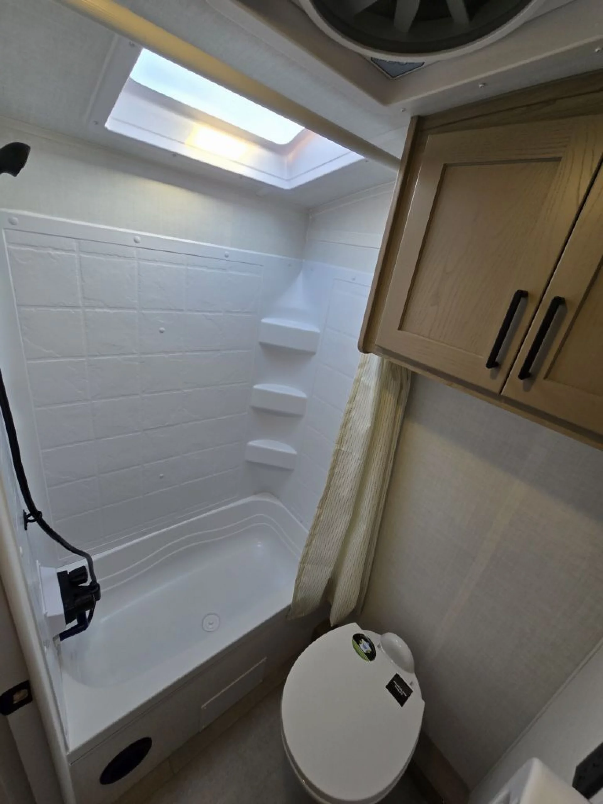 2026 FOREST RIVER ROCKWOOD GEO PRO 20BHT - Image 18