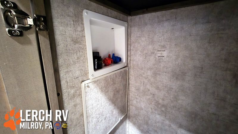 2018 Highland Ridge Open Range Roamer RF376FBH - Image 35