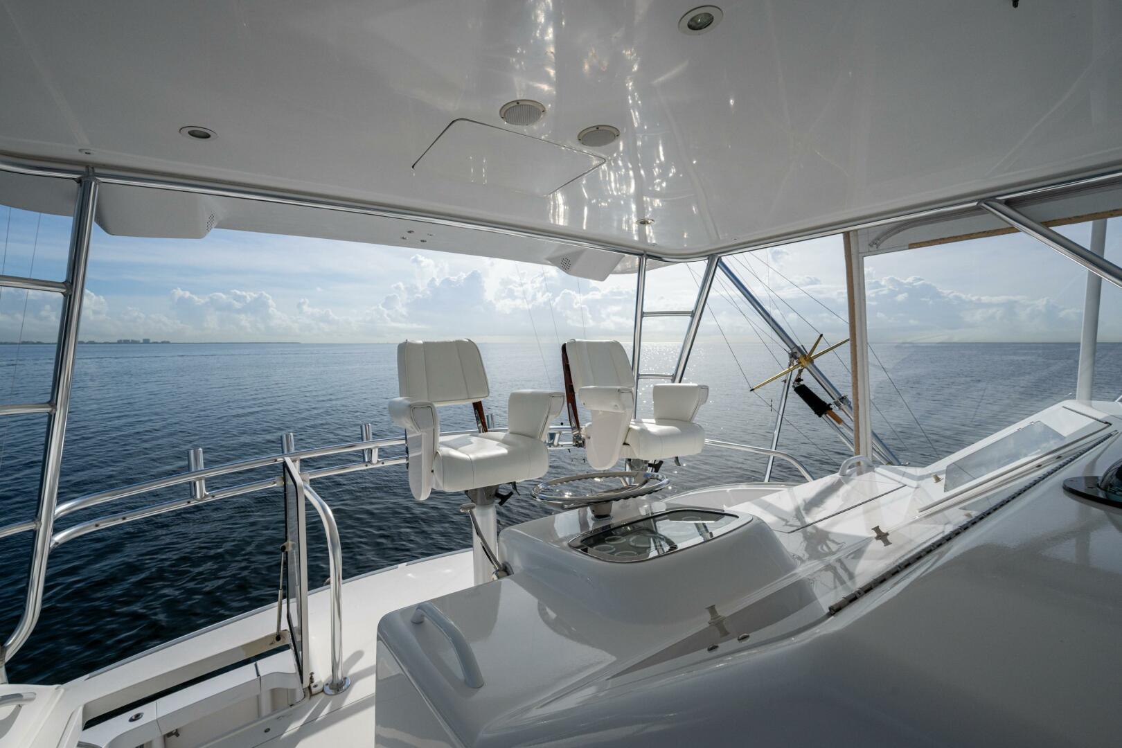 2004 Viking 48 Convertible - Image 45