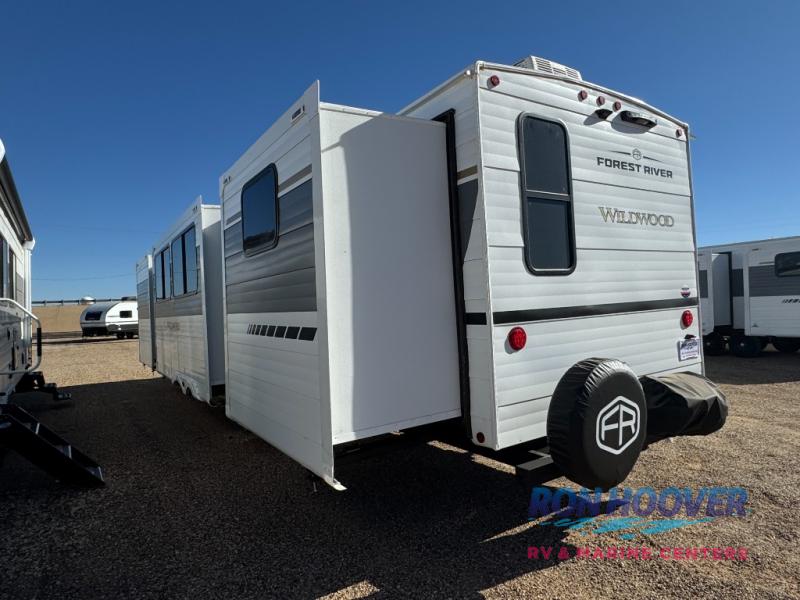 2026 FOREST RIVER 33TS - Image 41