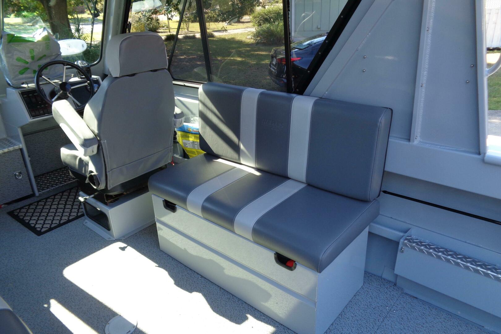 2022 Hewes 210 Sea Runner ET HT Base - Image 25