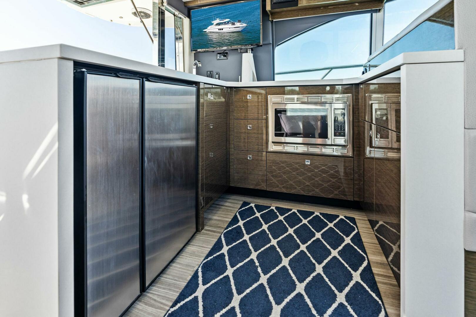 2019 Cruisers Yachts 45 Cantius - Image 31