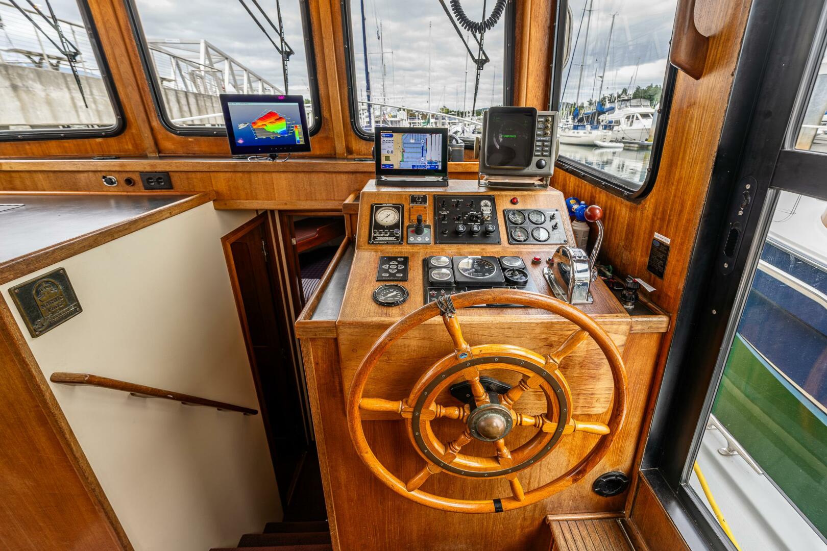 2000 Nordic Tugs 37 - Image 22