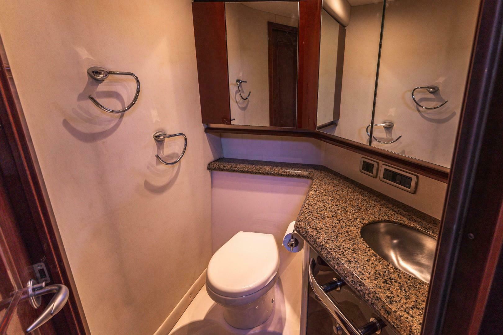 2008 Sea Ray 58 Sedan Bridge - Image 36