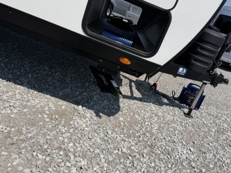 2026 VENTURE RV SPORTTREK STINGER 232VRL - Image 27