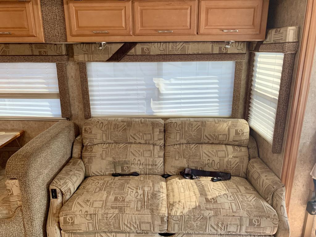 2007 WINNEBAGO VOYAGE 35A FORD - Image 16