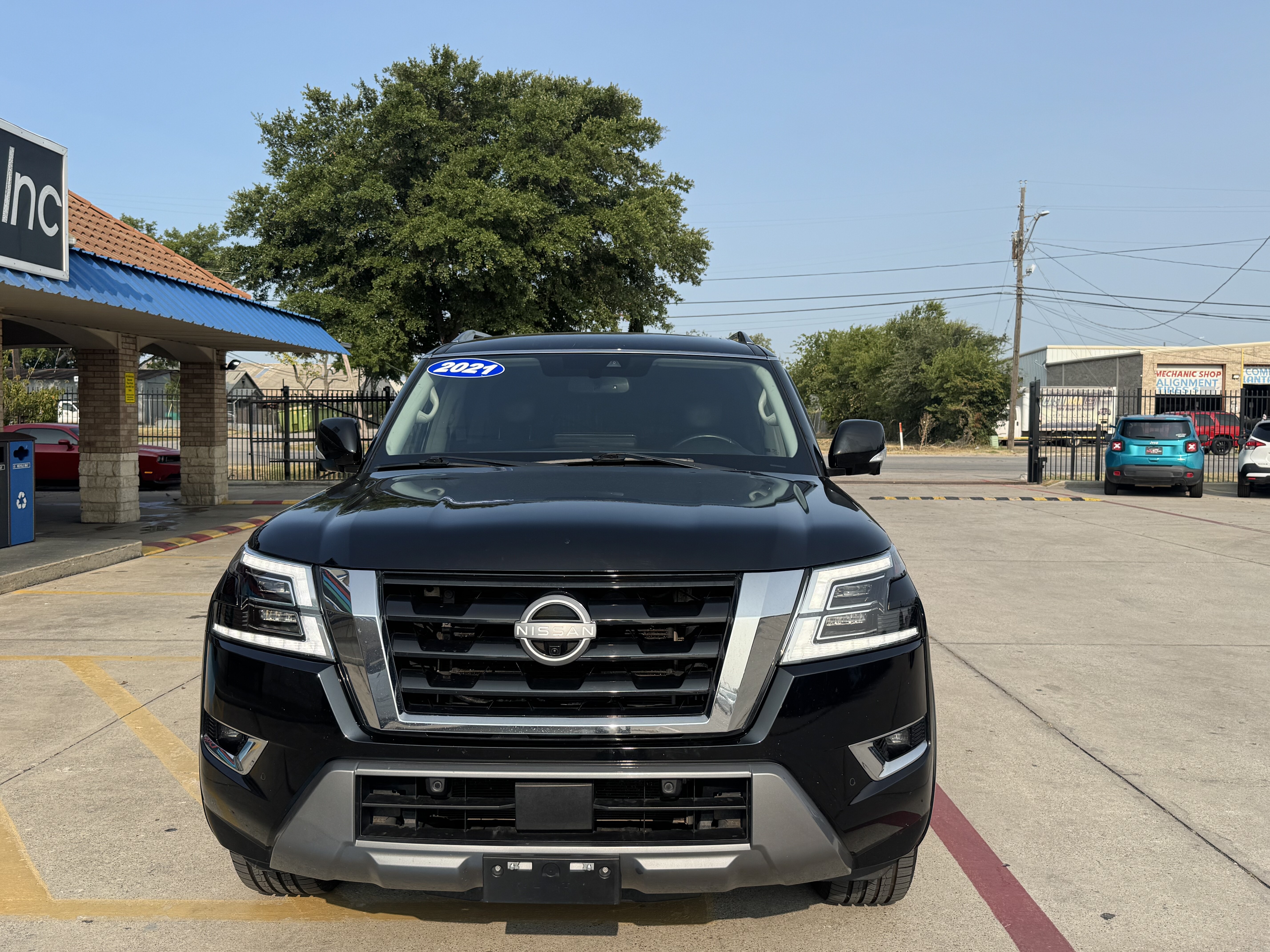 2021 Nissan Armada Utility 4D SL AWD - Image 3