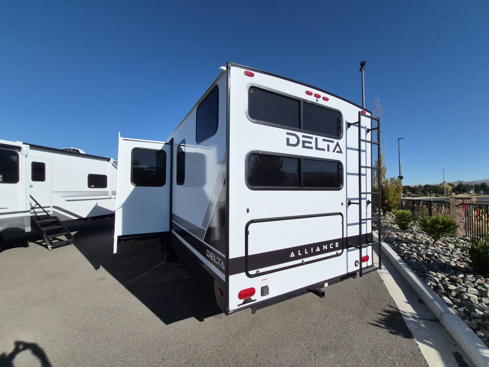2027 Alliance RV Delta 291BH - Image 6