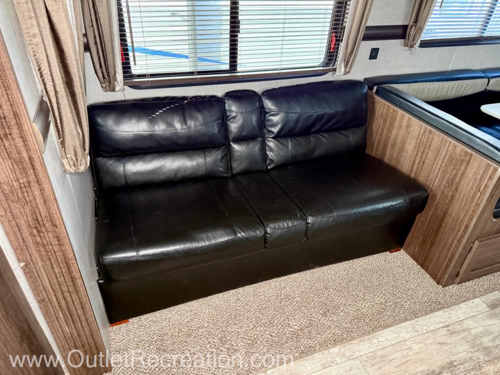2018 CrossRoads Zinger ZR280BH - Image 13
