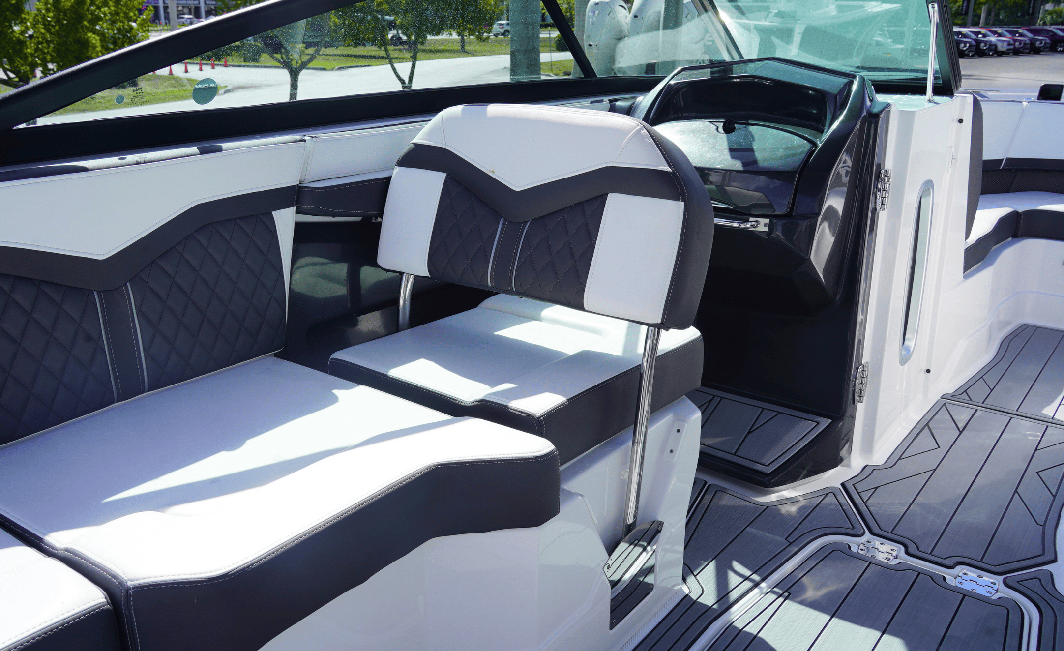 2023 Monterey 255SS - Image 21