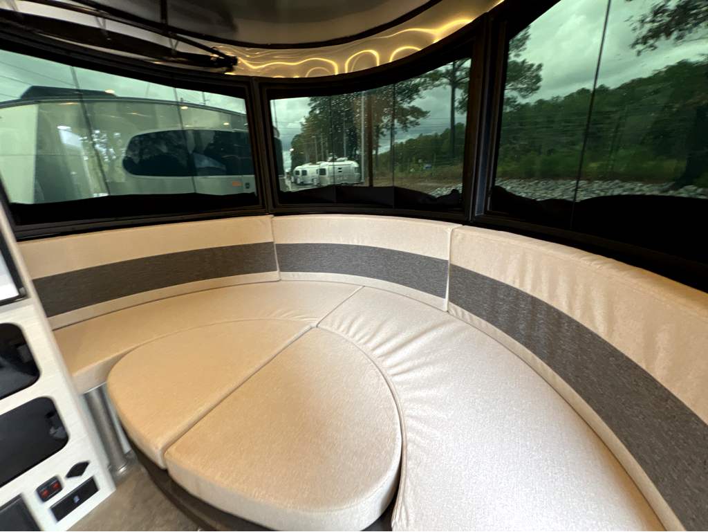 2026 AIRSTREAM Basecamp 20XE - Image 6