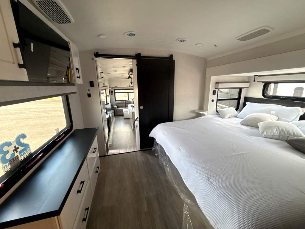 2026 JAYCO PINNACLE 36FBTS - Image 28