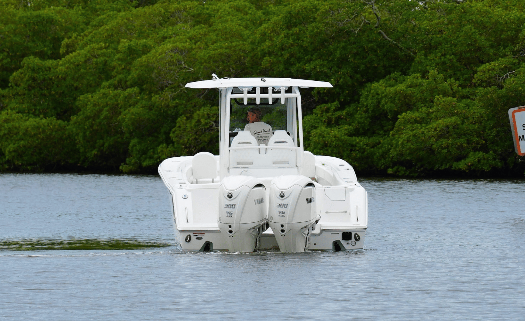 2027 SEA HUNT ULTRA 285SE - Image 12
