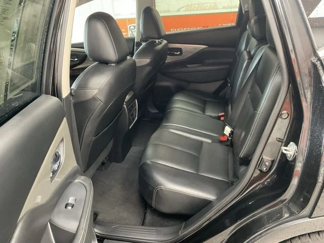 2018 Nissan Murano Utility 4D Platinum AWD V6 - Image 21