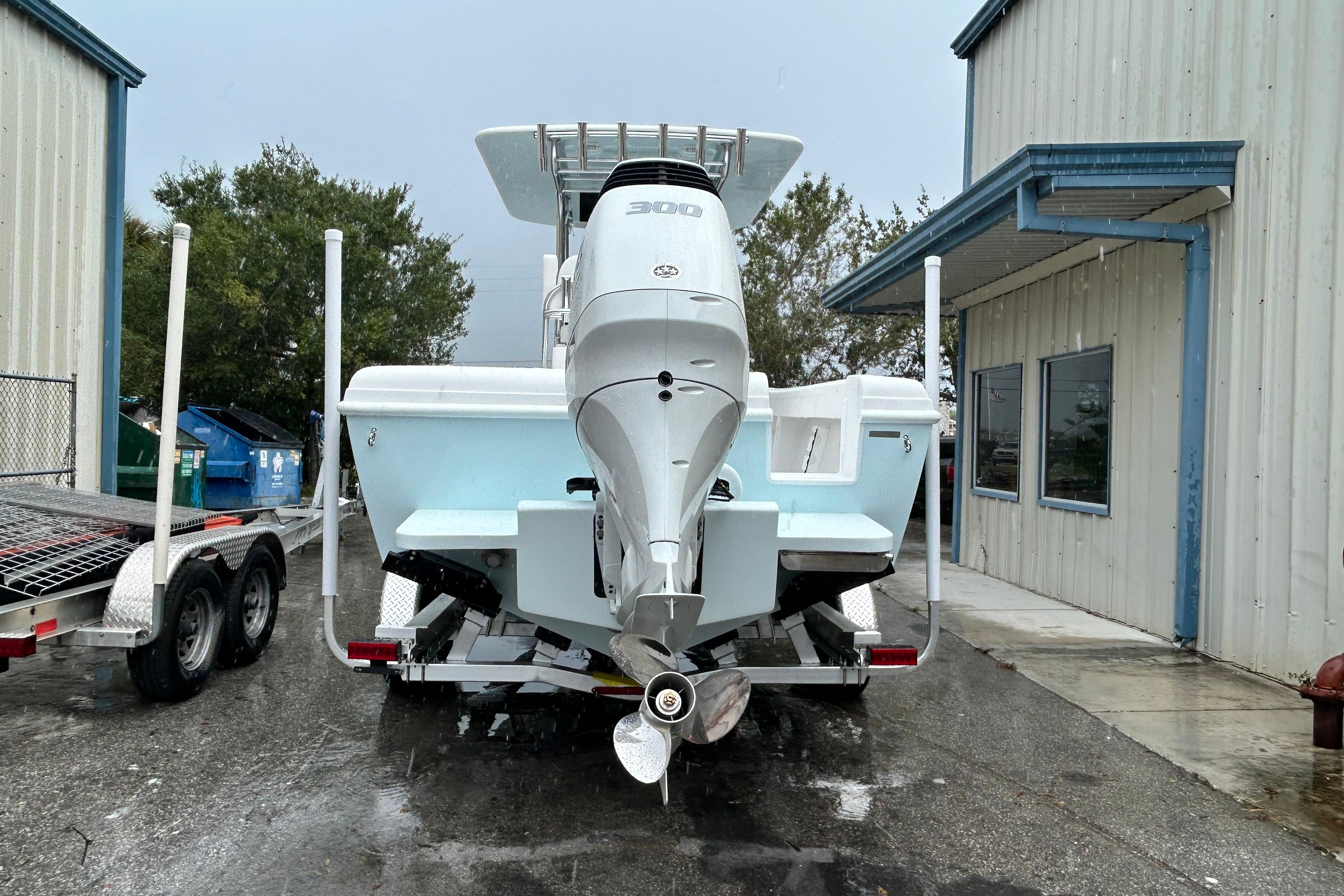 2027 Bluewater Sportfishing 23t - Image 5