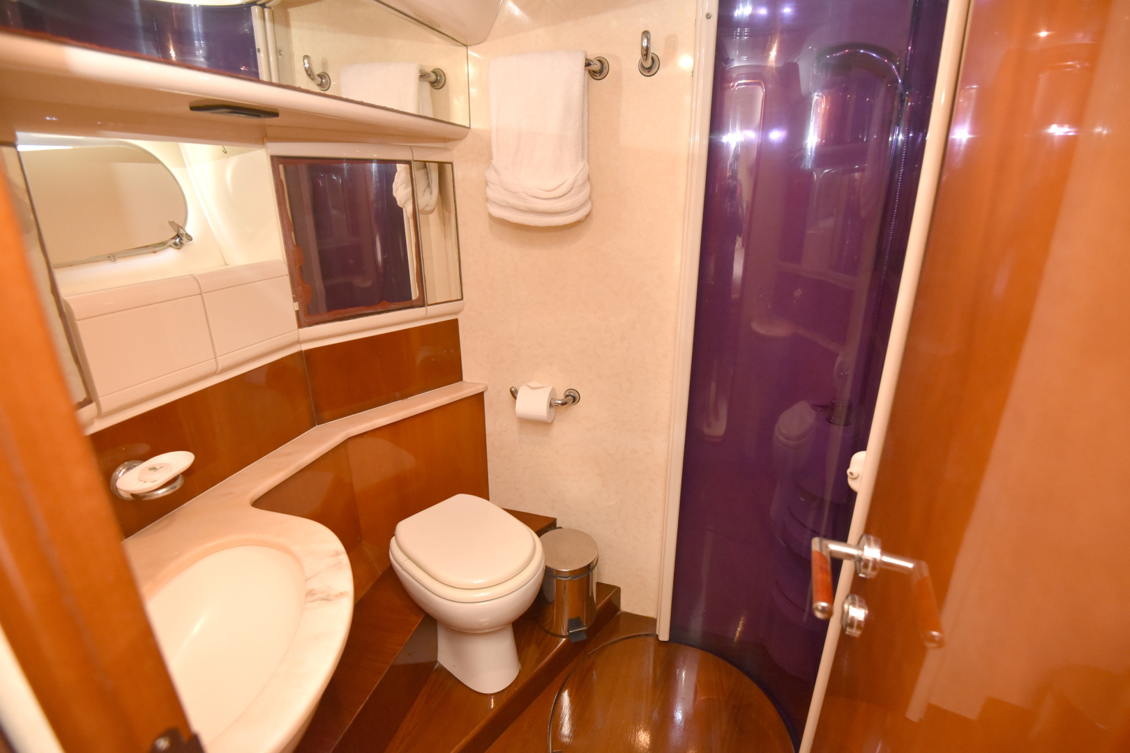 1997 Ferretti Yachts Ferretti 780 Base - Image 19