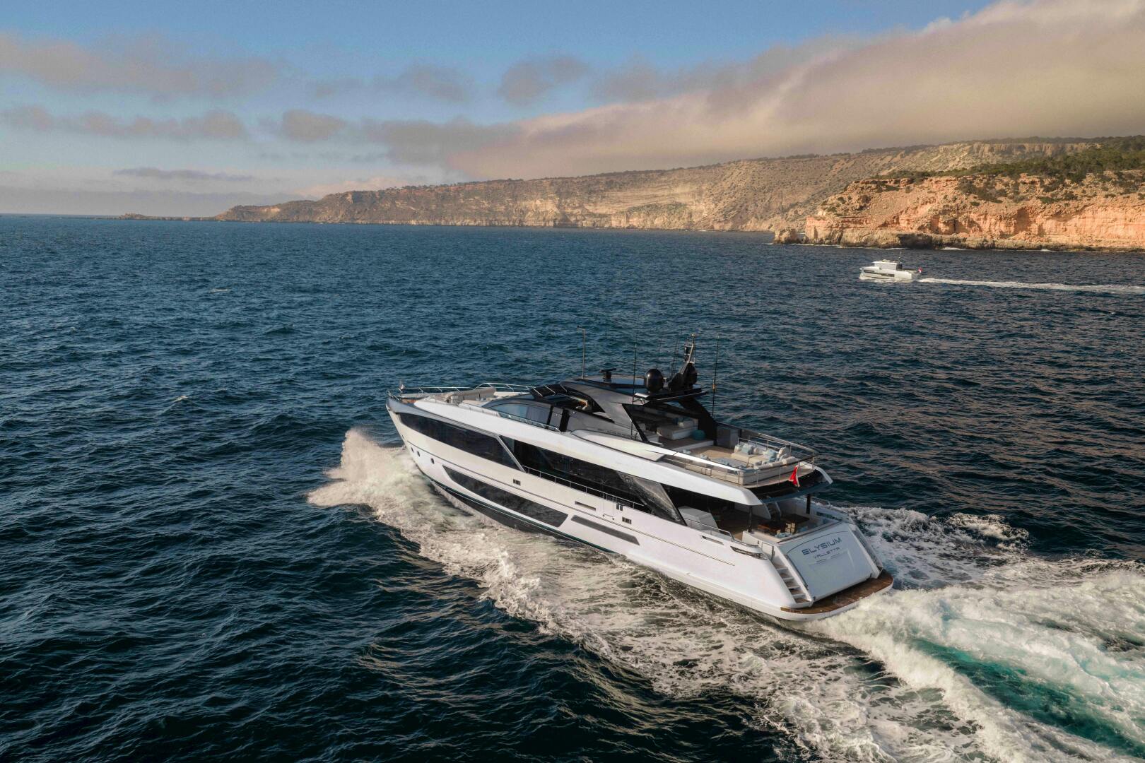2019 Riva Riva Dolcevita 110 - Image 3
