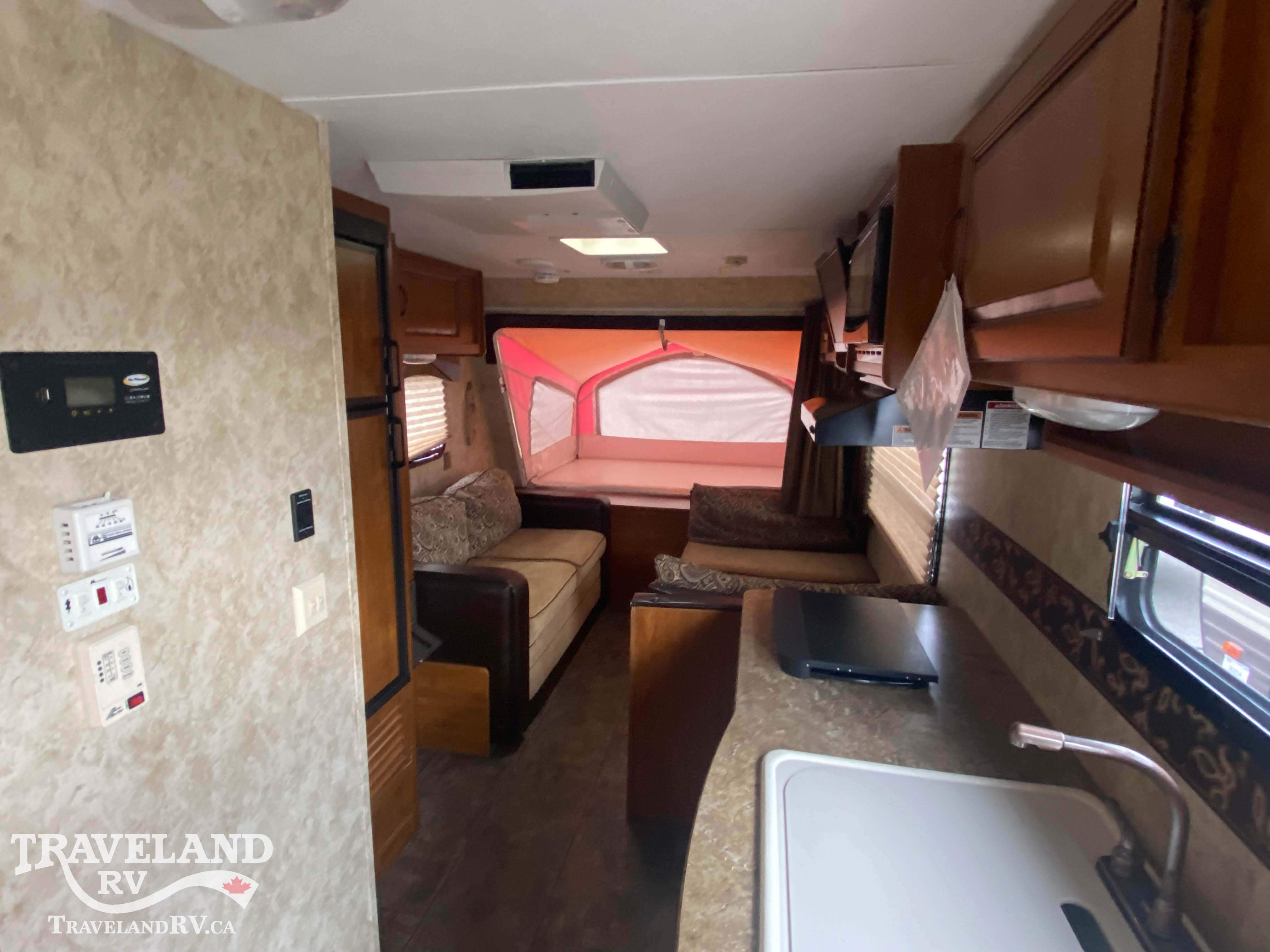 2011 KEYSTONE BULLET 188 EXP *HMS* - Image 2