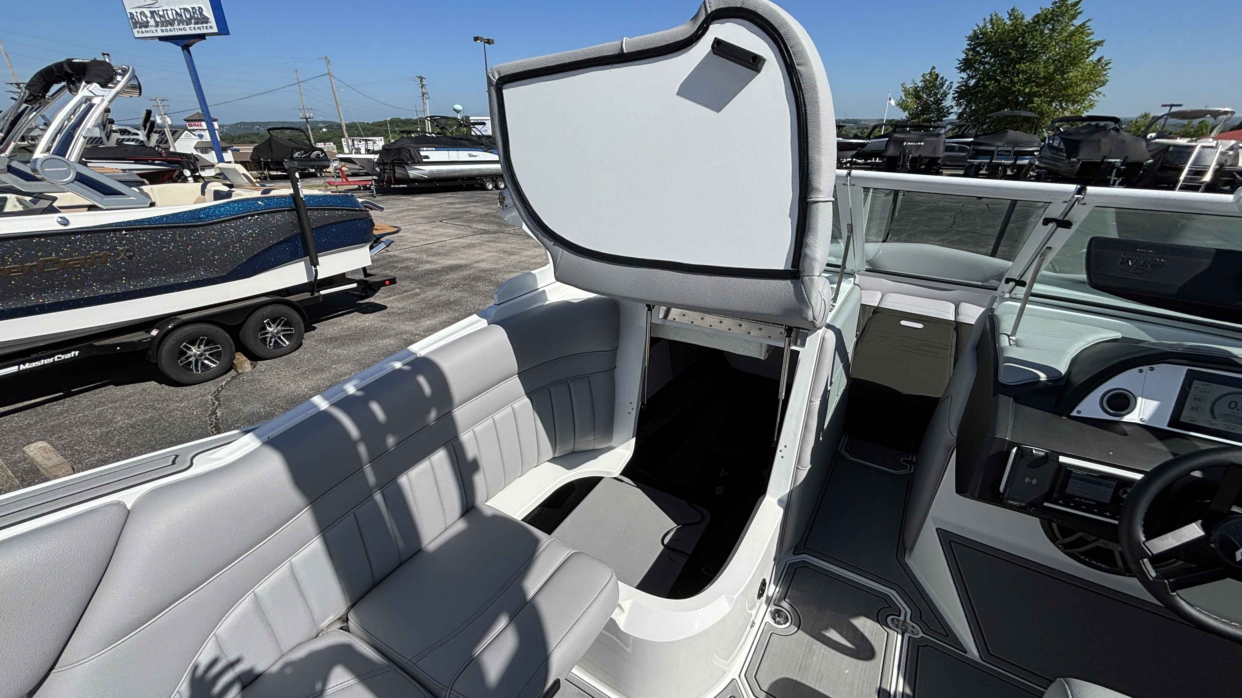 2025 MB Sports B52 25 Alpha - Image 20