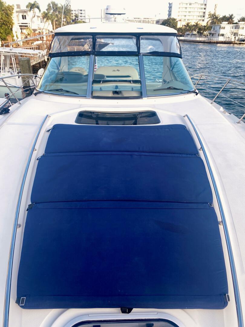 2005 Sea Ray 420 Sundancer - Image 23
