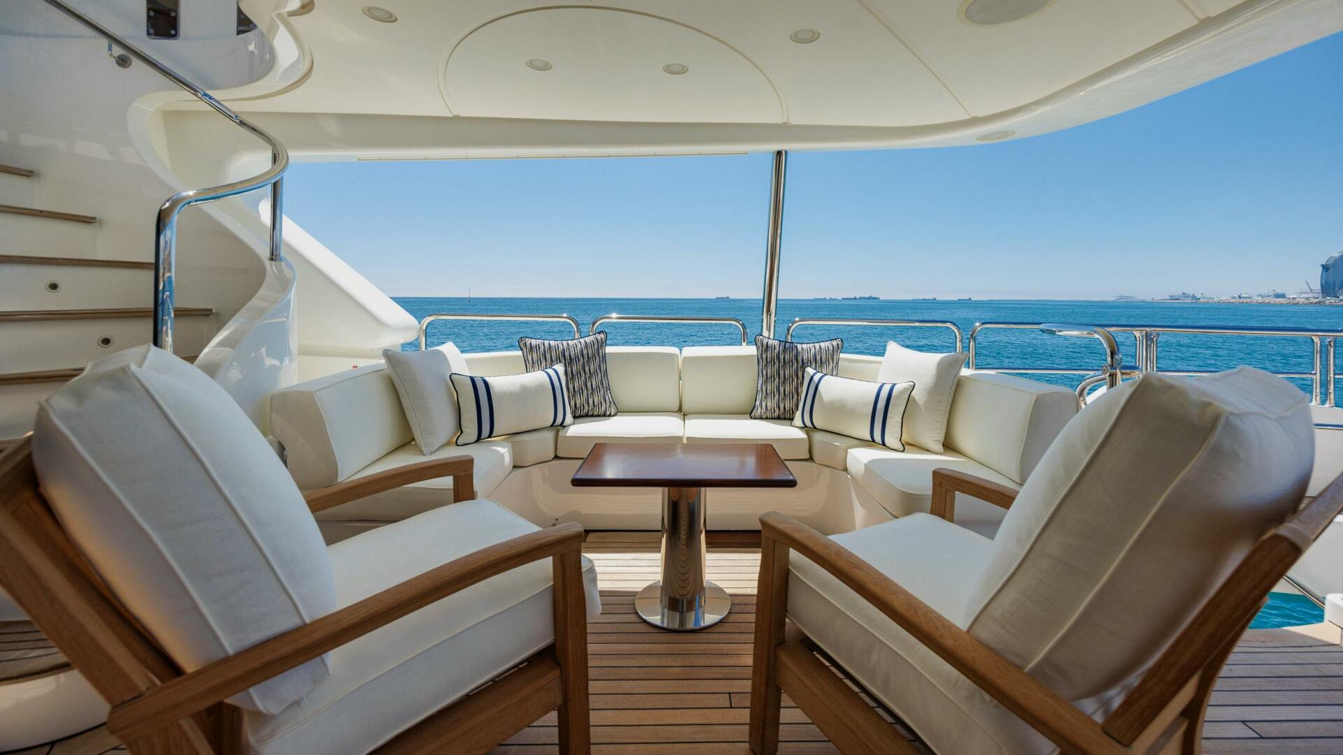 2009 Benetti Benetti Classic 120 - Image 17