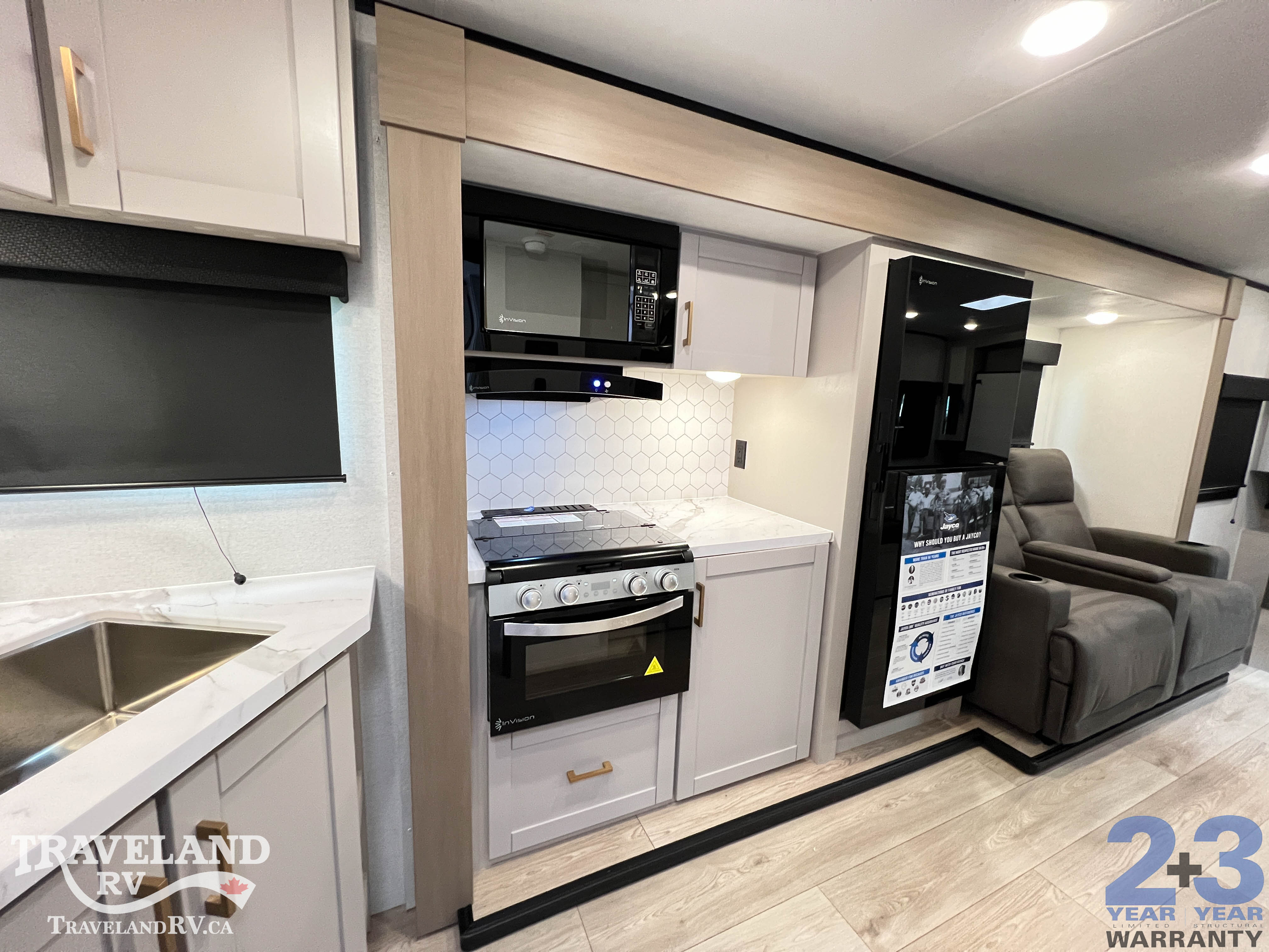 2027 Jayco Jay Feather 21MML - Image 19